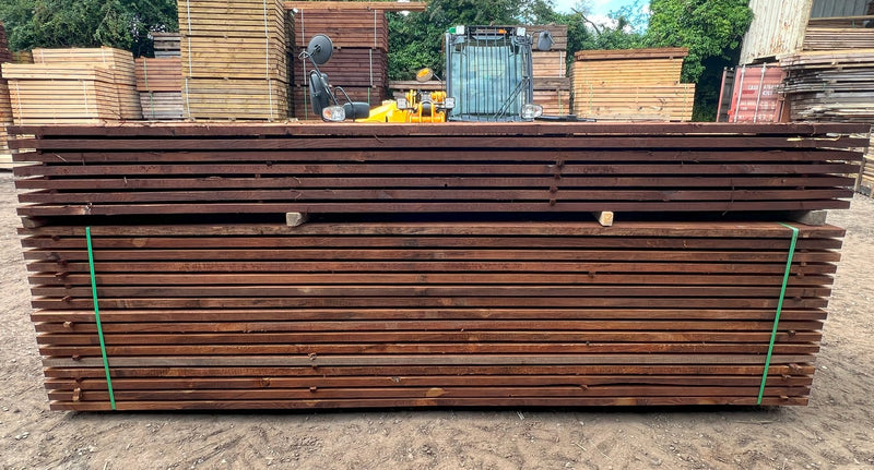 Load image into Gallery viewer, New Brown UC4 Pressure Treated Unbanded Scaffold Boards/Planks (3900mm x 225mm x 38mm)
