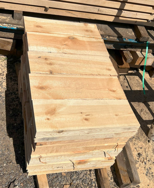 NEW Untreated Pine Railway Sleeper Boards (600mm x 200mm x 50mm)