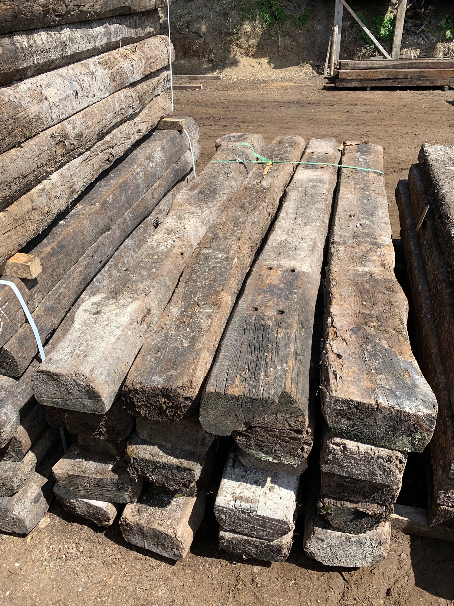 ROUNDED Reclaimed Pine Railway Sleepers (2600mm x 250mm x 150mm ...